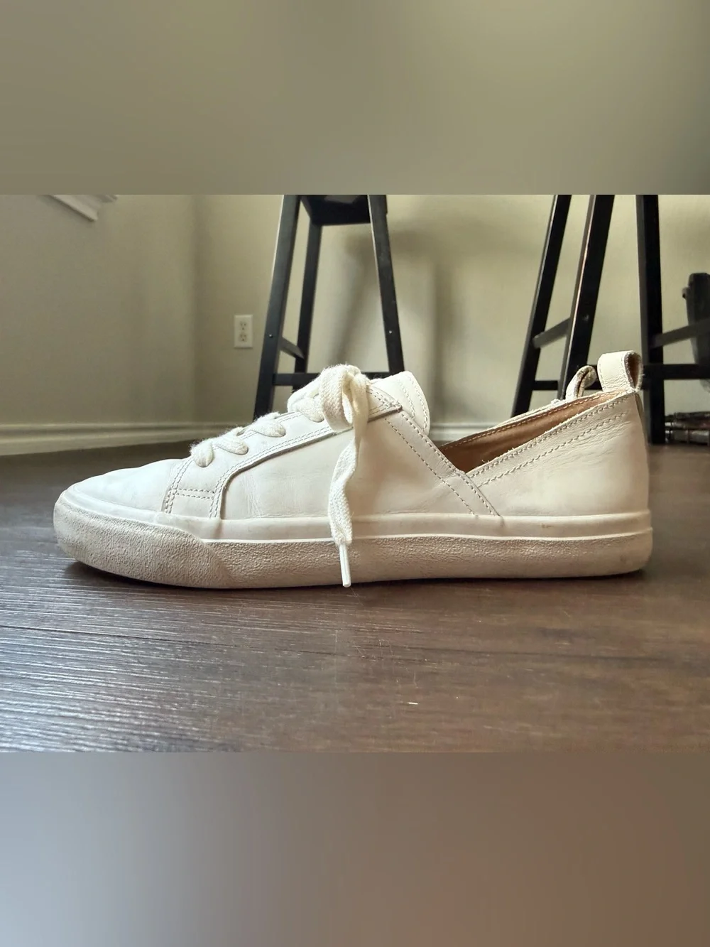 Lucky Brand Dansbey Sneaker Lace Up Casual White Leather Back Pull Tab Shoes 8
